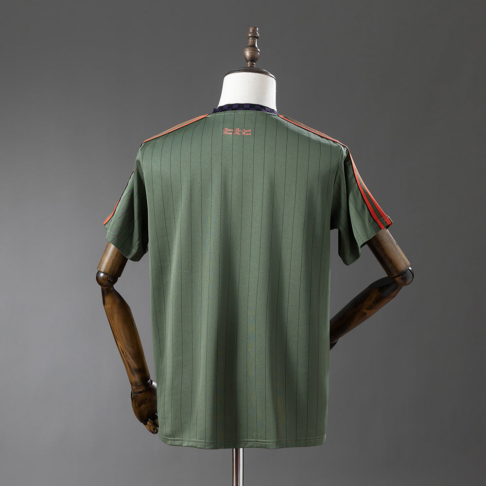 Bayern de Munique Terrace Icons Green2026/27 - Versão Torcedor