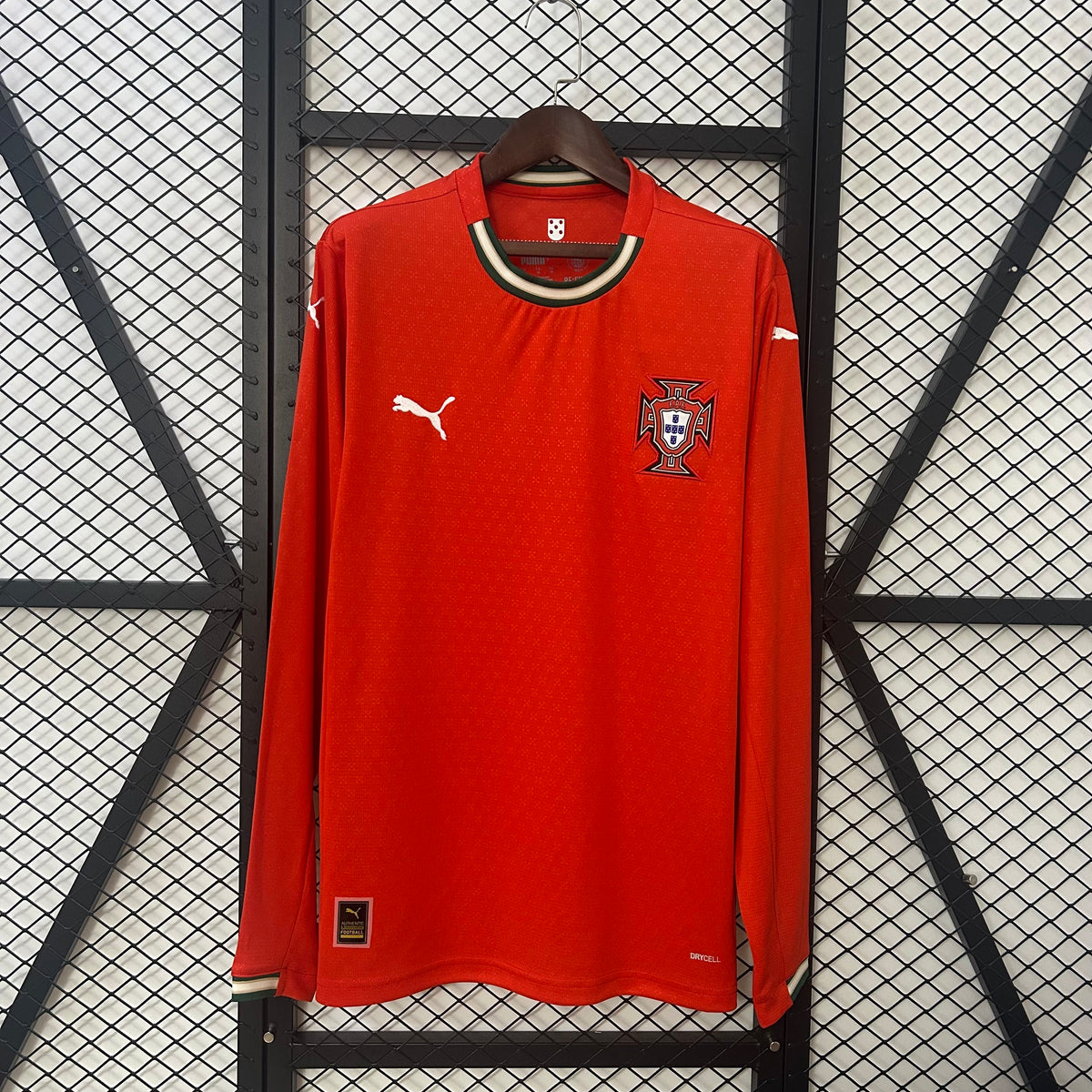 Portugal Home 2025/26 - Versão Torcedor (Manga Longa)