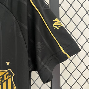 Santos Lifestyler Retro Charlie Brown Jr 2025/26 - Versão Feminina