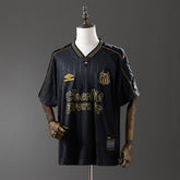 Santos Lifestyler Retro Charlie Brown Jr 2025/26 - Versão Torcedor