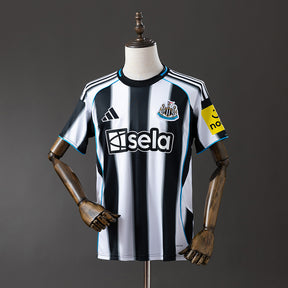 Newcastle United Home 25/26 - Versão Torcedor