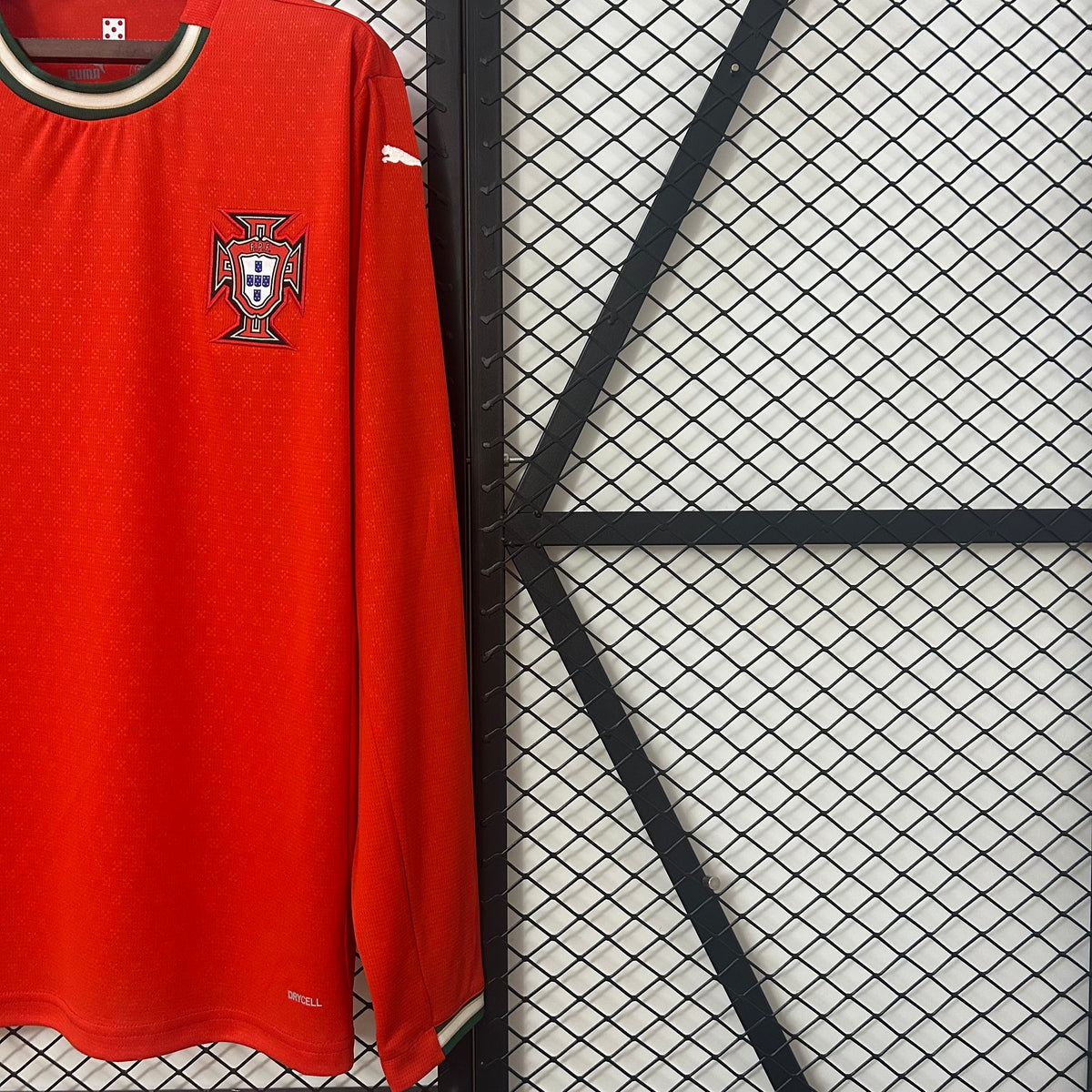 Portugal Home 2025/26 - Versão Torcedor (Manga Longa)