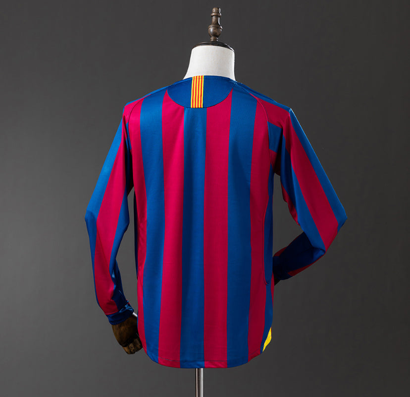 Barcelona Retrô Home (Manga Longa) - 2005/06