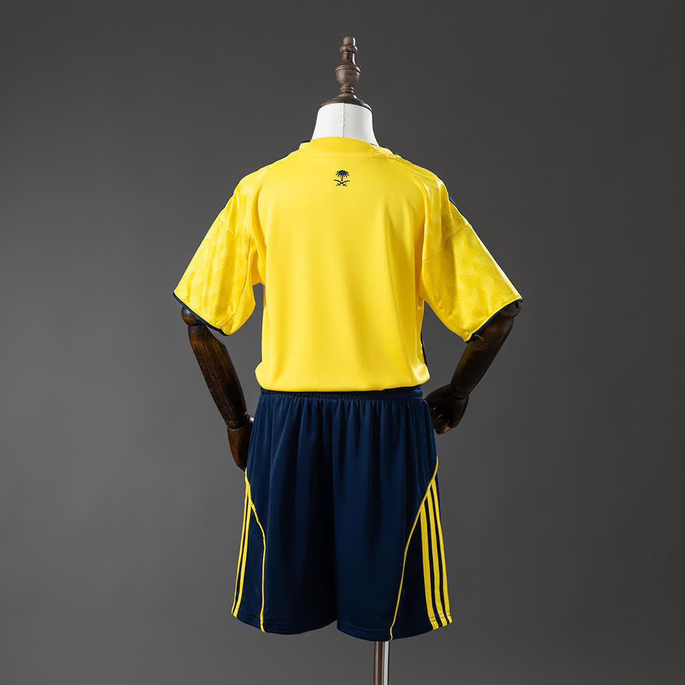 Al-Nassr Leyard Victory home 25/26 - Kit Infantil