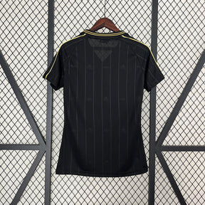 Santos Lifestyler Retro Charlie Brown Jr 2025/26 - Versão Feminina
