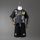 Real Madrid Avengers Black 25/26  - Kit Infantil